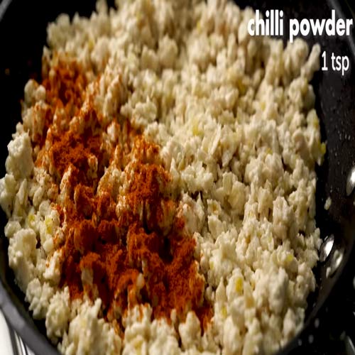 chili-powder-in-chicken